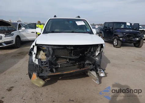 2011 Nissan Pathfinder Sv z USA, uszkodzony, nr VIN 5N1AR1NN0BC619232